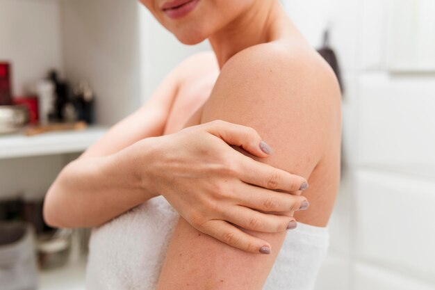 Craft Your Own Calamine Lotion for Soothing Bug Bites and Itchy Rashes